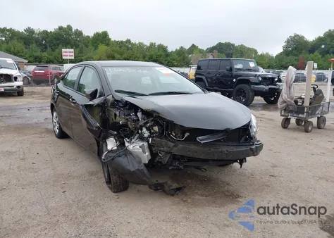 2016 Toyota Corolla Le z USA, uszkodzony, nr VIN 2T1BURHE8GC697547